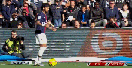 包揽9球拳打亚马尔脚踢哈兰德 姆巴佩有望破C罗神纪录