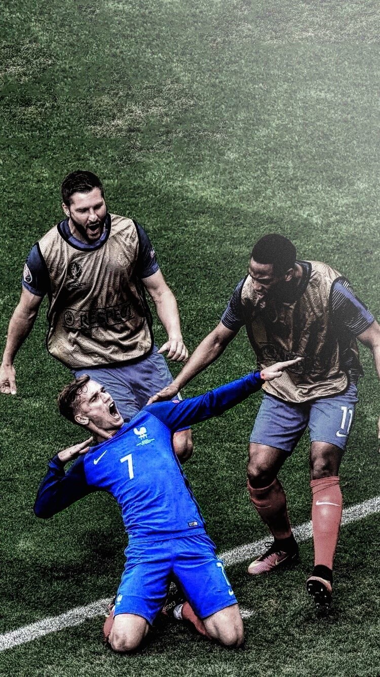 曼联客战狼队首发：库尼亚领衔战旧主、姆伯莫、B费先发