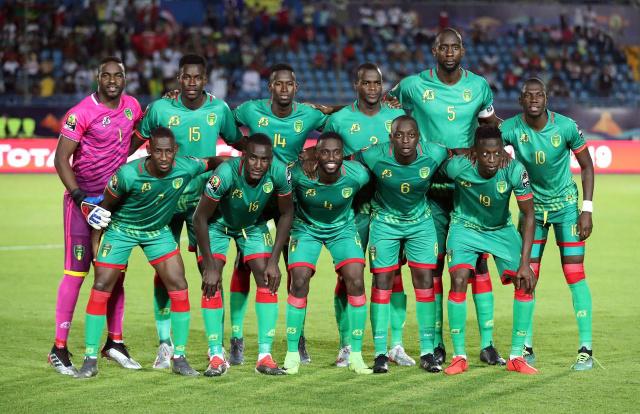 半场战报：尤文2-1卡利亚里，伊尔迪兹双响，弗拉霍维奇伤退