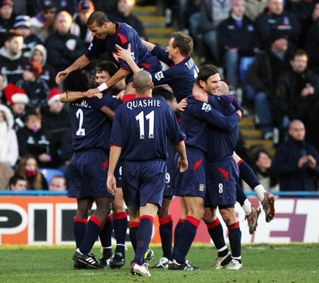 尼克斯官方：唐斯因左小腿紧张缺席对阵魔术的比赛