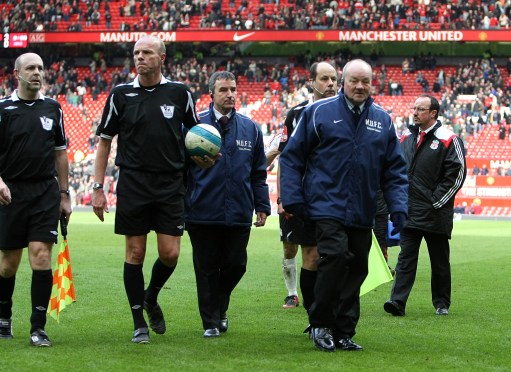 篮球火箭球队连续两场取胜