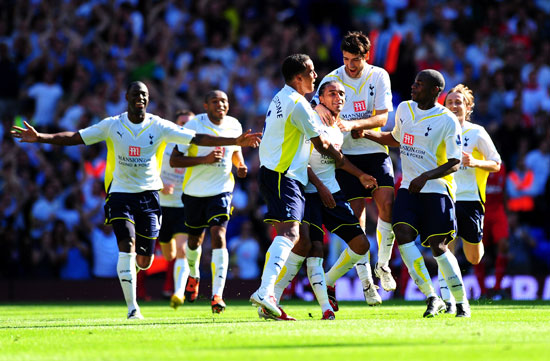 球队在客场打出稳定表现，士气高涨