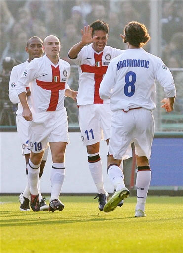 队报：里昂公布24／25赛季财报，俱乐部净亏损超2亿欧元