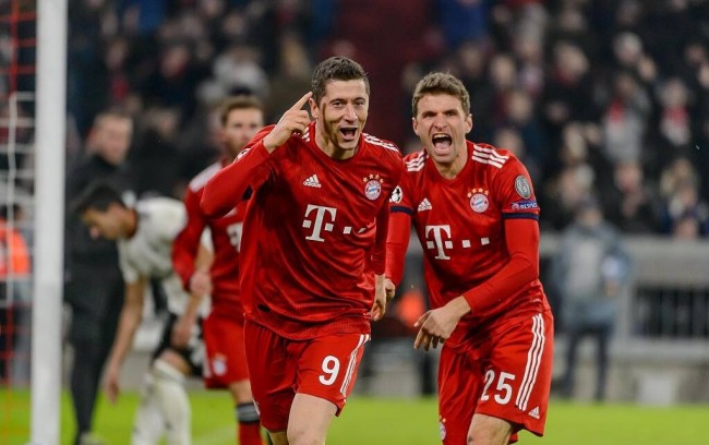 汉堡vs斯图加特：洛孔加、卢卡-武什科维奇首发，努贝尔、达希勒出战