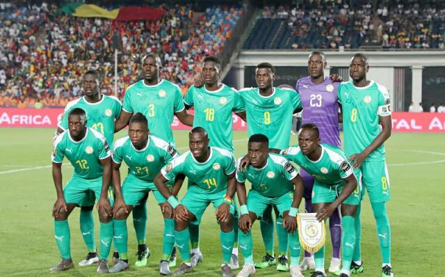 卫报：巴萨将凯恩视为取代莱万的首选目标，很可能激活违约金